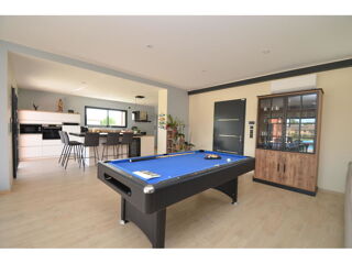  Maison à vendre 6 pièces 194 m²