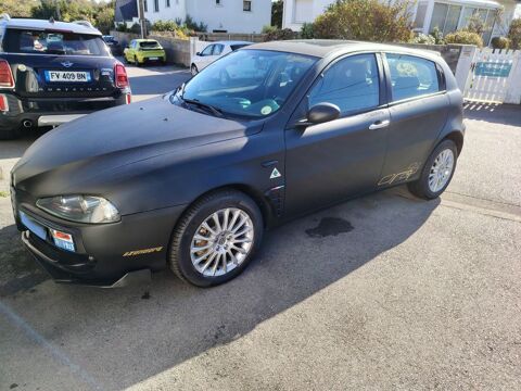 Alfa-romeo 147 Alfa Romeo  1.6i T.S. 120 Design TI