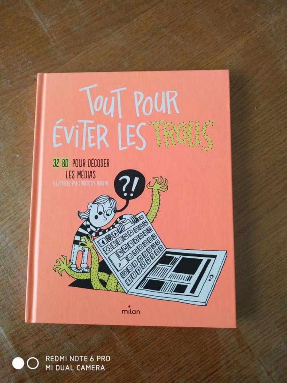 Livre Tout pour &eacute;viter les trolls Livres et BD