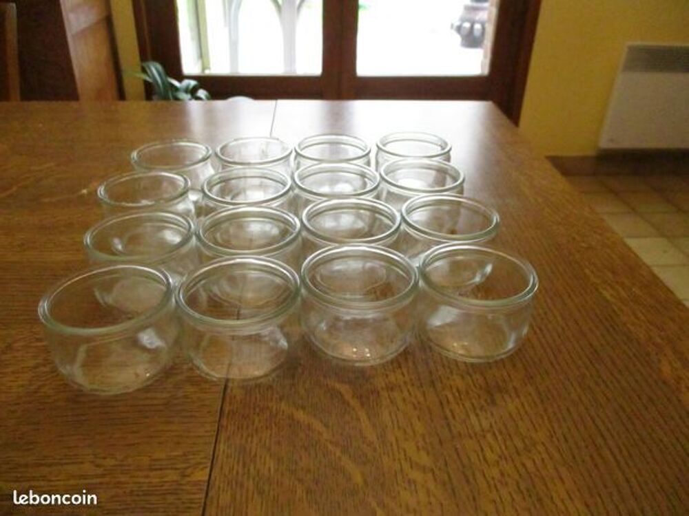Lot de 50 petits pots en verre hauteur 4,5 diam&egrave;tre 6,5 cm Décoration