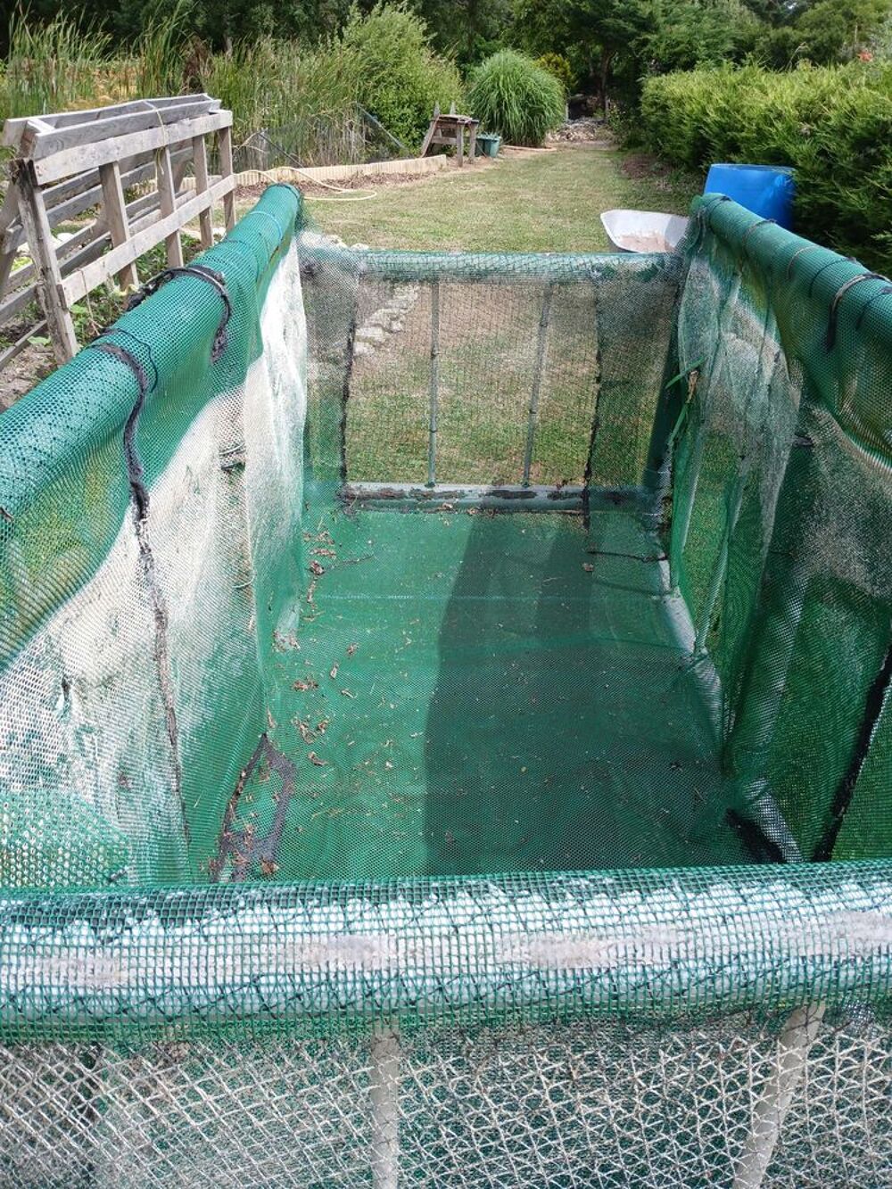 vivier flottant. Jardin