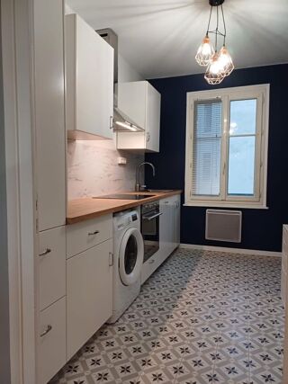  Appartement � louer 4 pi�ces 82 m�