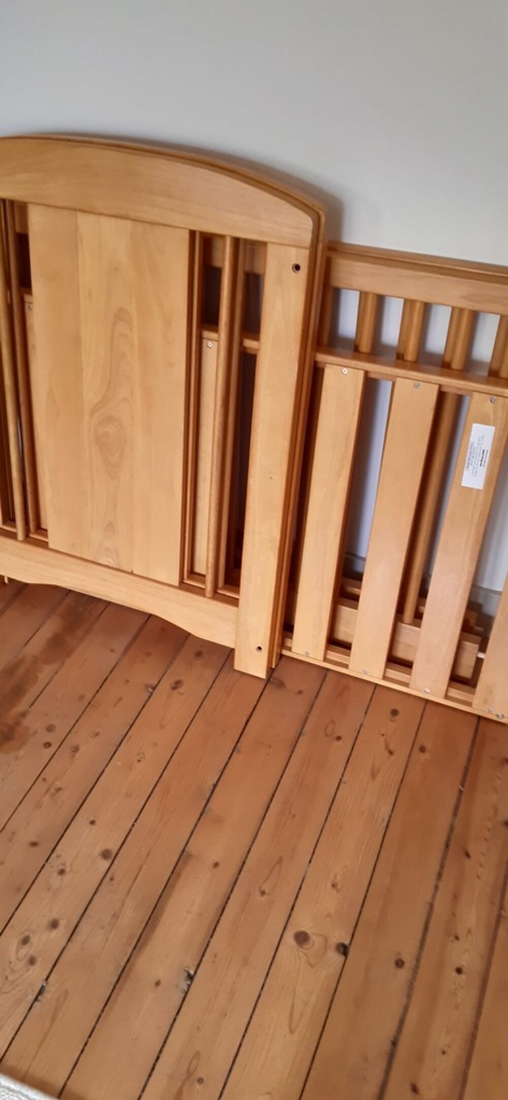 Lit en bois d&eacute;mont&eacute; Mobilier enfants