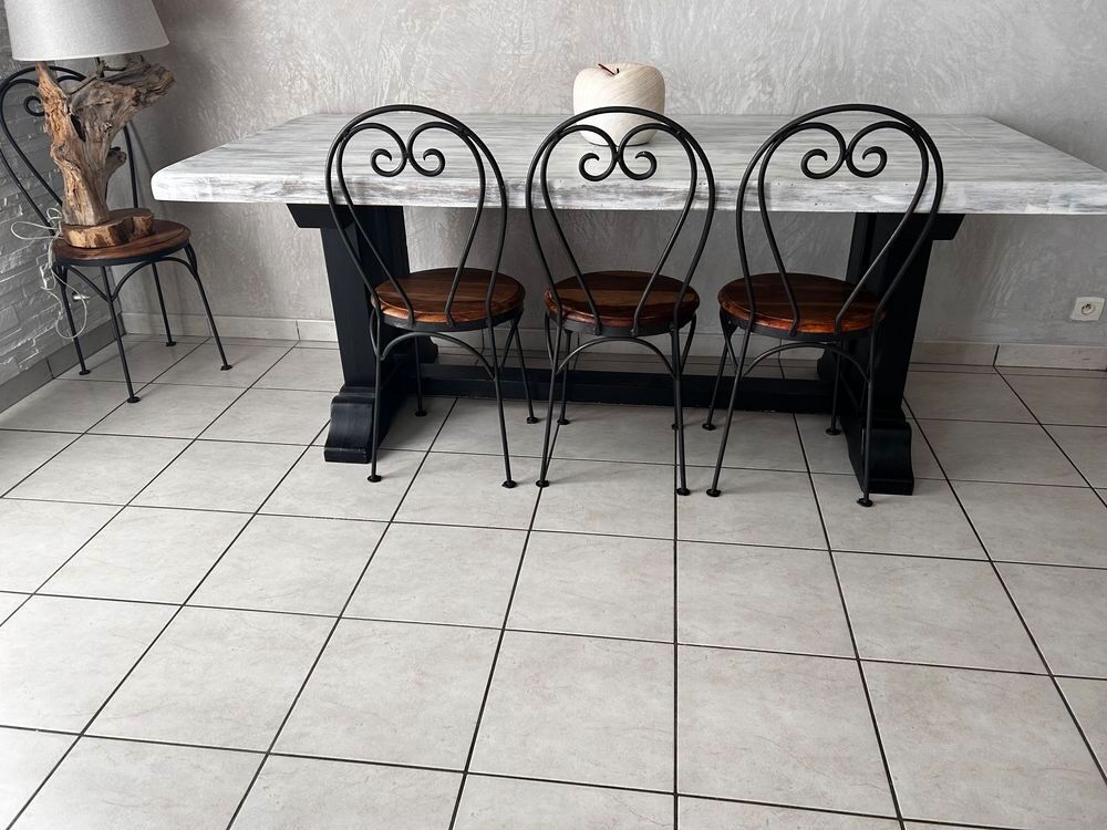 Table monastrere Meubles
