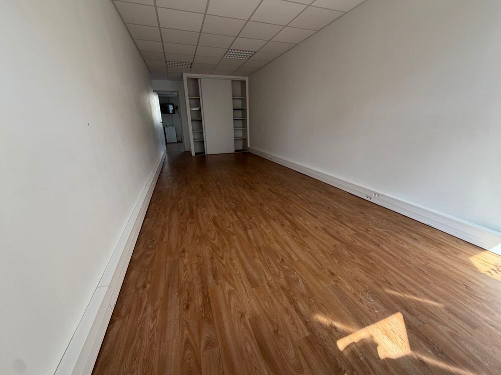  Local à louer 60 m² - LA ROCHELLE La rochelle