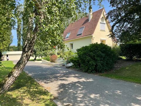   Maison familiale 192 m²/ dépendance / grand terrain/ DPE D  Maison - 7 pièce(s) - 192 m²