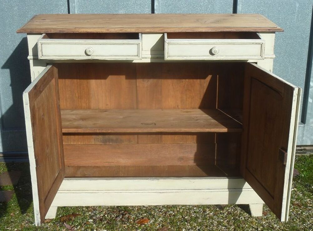 Buffet ancien
Meubles