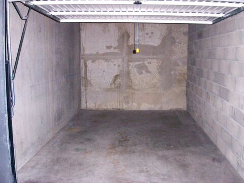  Parking / Garage � louer 12 m�