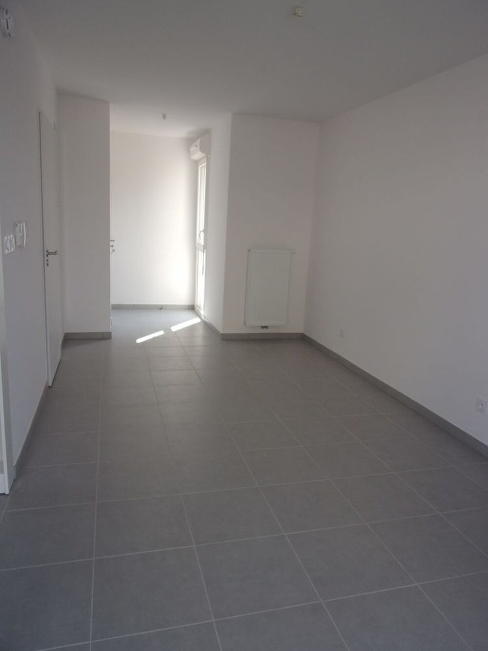 Vente Appartement CASTELNAU-LE-LEZ ? STUDIO LUMINEUX 25 m² AVEC BALCON 8,70 m² Castelnau-le-lez