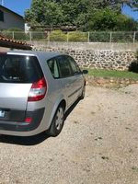Grand Sc&eacute;nic II Grand Scenic 1.9 dCi 125 Euro 4 Latitude 2006 occasion 07100 Annonay