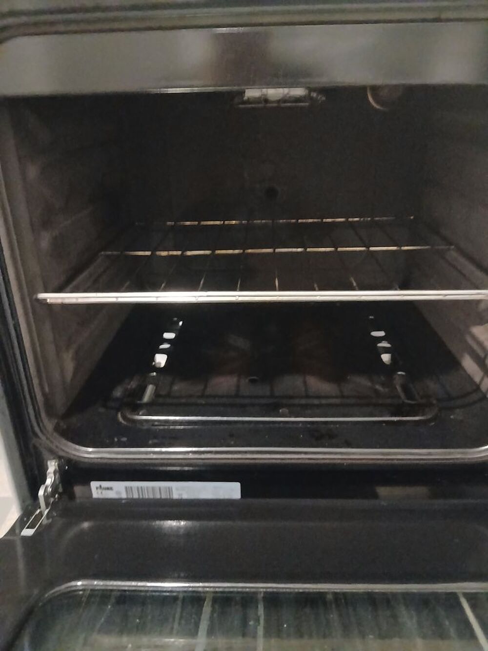 Cuisini&egrave;re Faure br&ucirc;leurs et four gaz de ville Electroménager