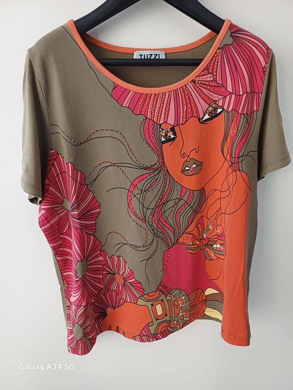 Tee shirt habill&eacute; Vêtements