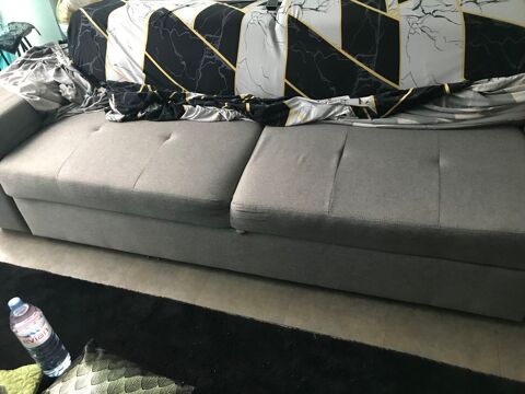 canap 3 places 300 Cluses (74)