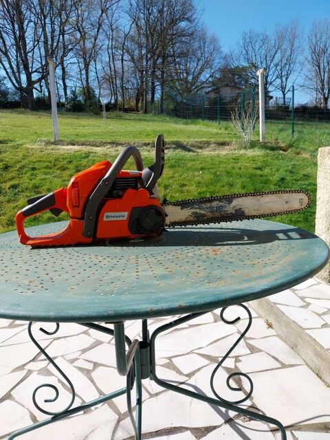 tron�onneuse Husqvarna 450 d'occasion. 250 Montauban (82)