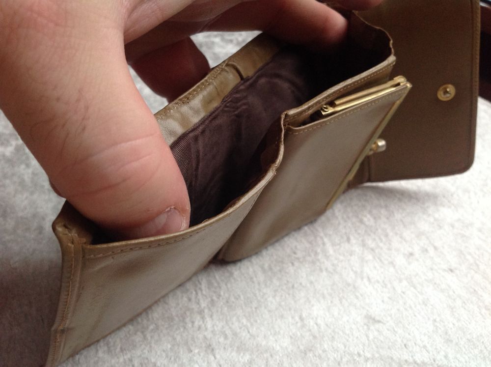 PORTEFEUILLE EN CUIR LANCEL Envoi possible
Maroquinerie