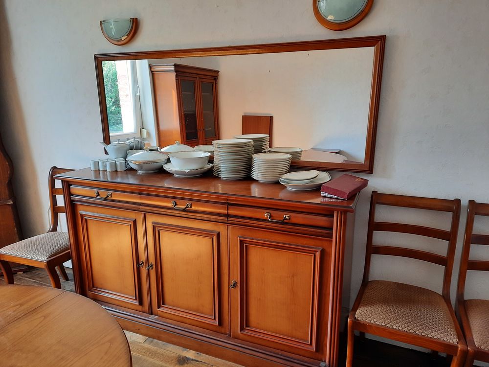 Salle &agrave; manger en merisier Meubles