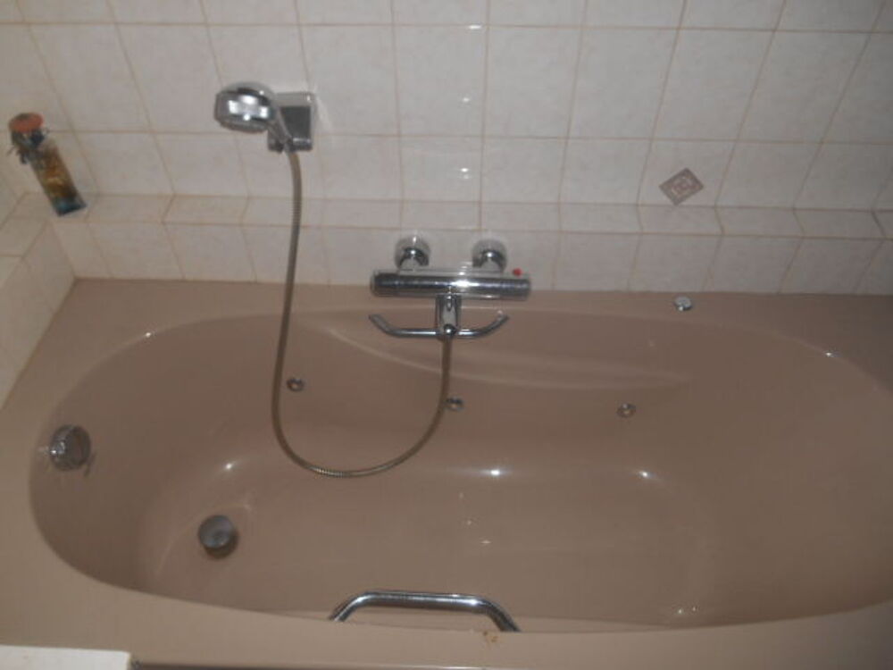 Salle de Bain. Meubles