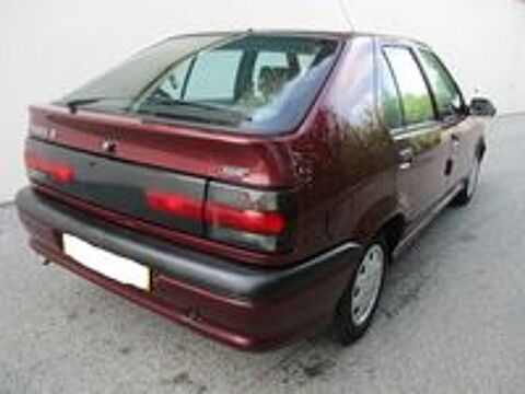 R19 19 1.8 RT 1994 occasion 06600 Antibes