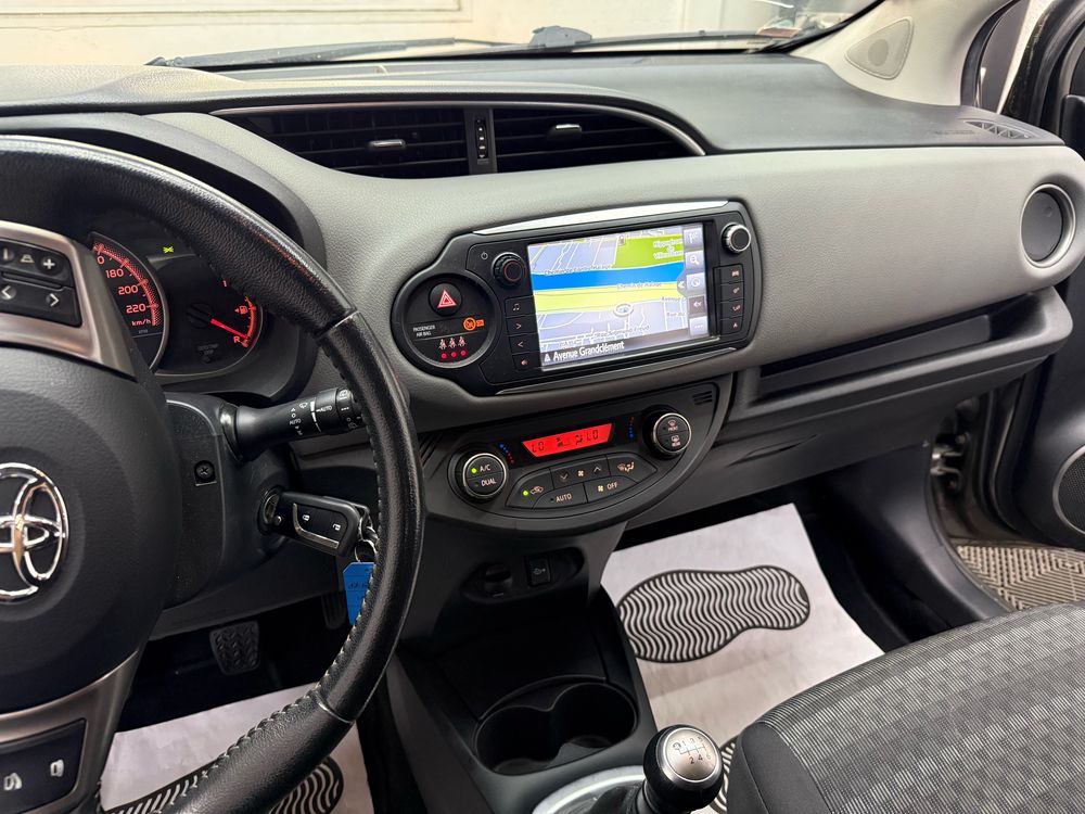 Yaris 100 VVT-i Design 2017 occasion 69120 Vaulx-en-Velin