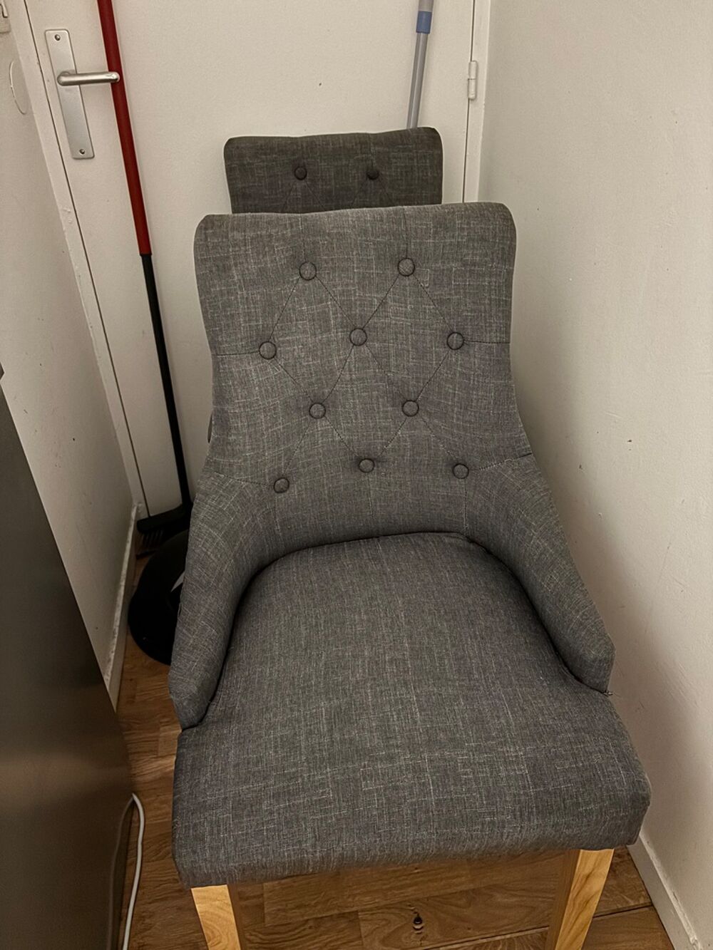 Chaise Gris &Eacute;l&eacute;gant &agrave; Capitons Meubles