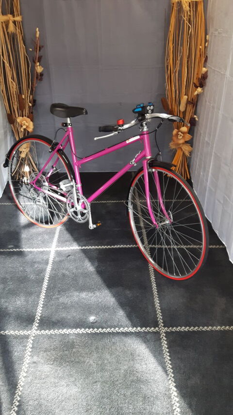 v�lo vintage de femme 120 Conches-en-Ouche (27)