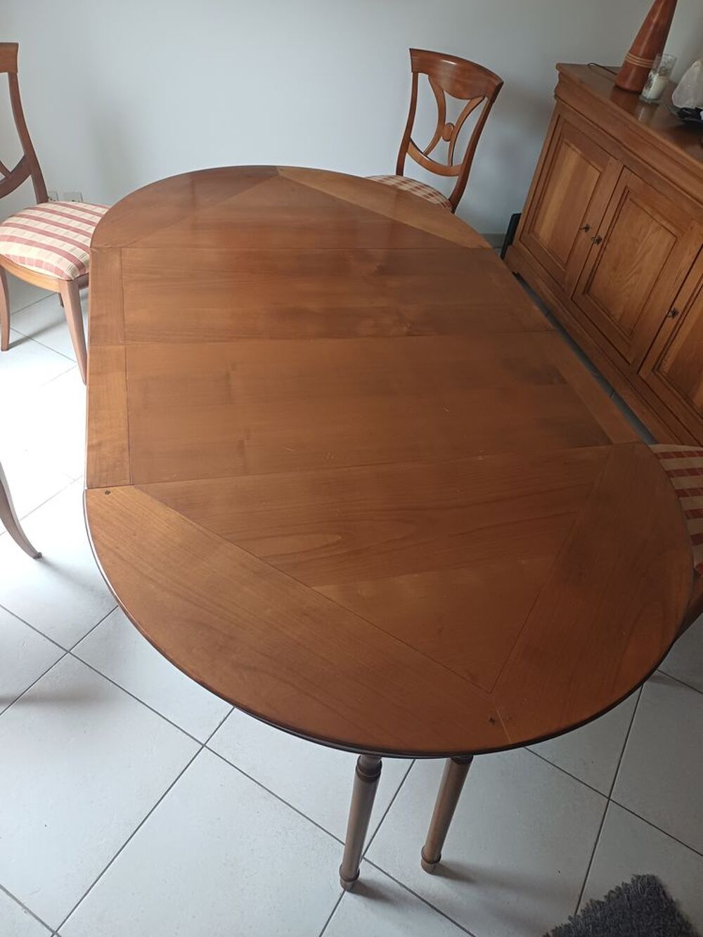Table salle &agrave; manger Louis philippe Meubles
