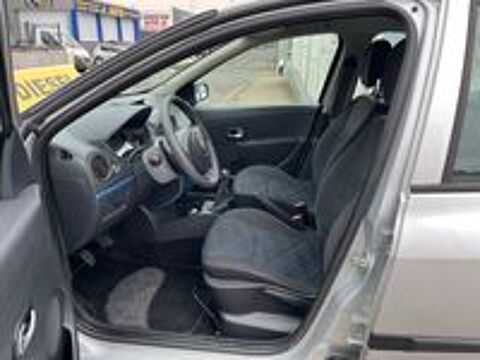 Clio III Clio 1.5 dCi 70 Expression 2008 occasion 42700 Firminy