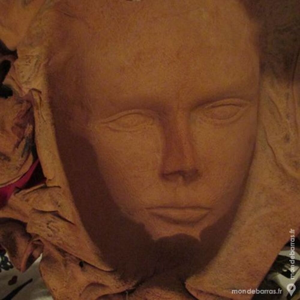 MASQUE EN CUIR MARRON Décoration