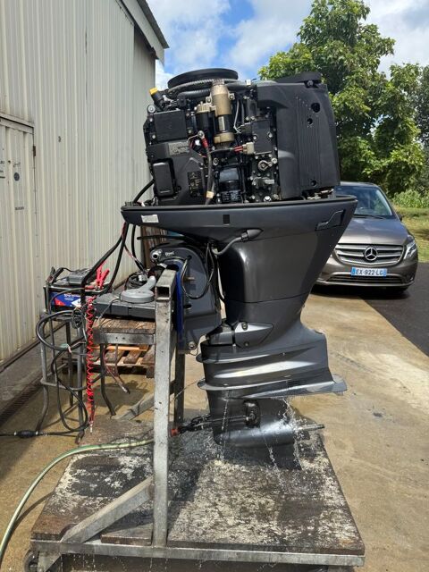 Moteurs de bateaux Moteurs de bateaux 2016 occasion Pey 40300