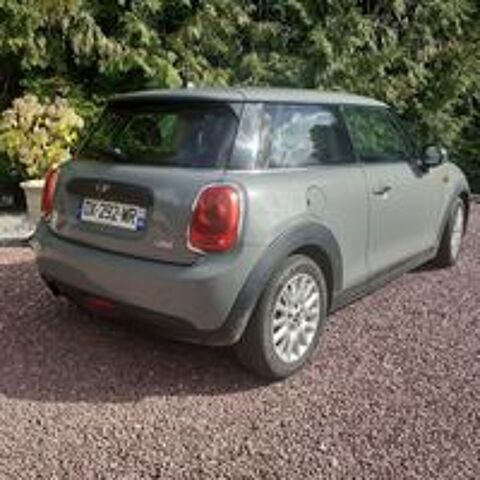 One Hatch 3 Portes 102 ch 2015 occasion 61250 Pac&eacute;