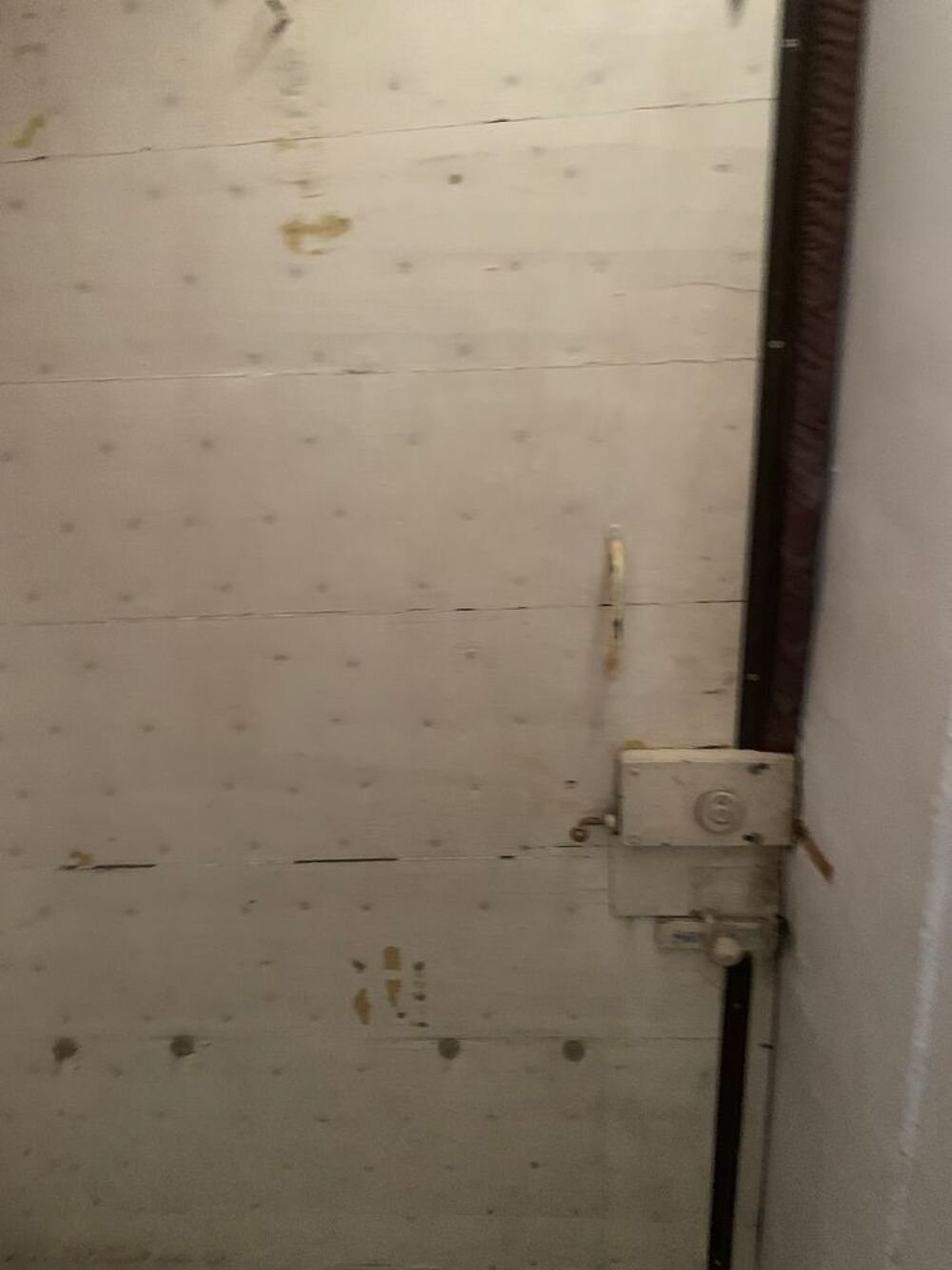 Porte d'entr&eacute;e en bois Bricolage