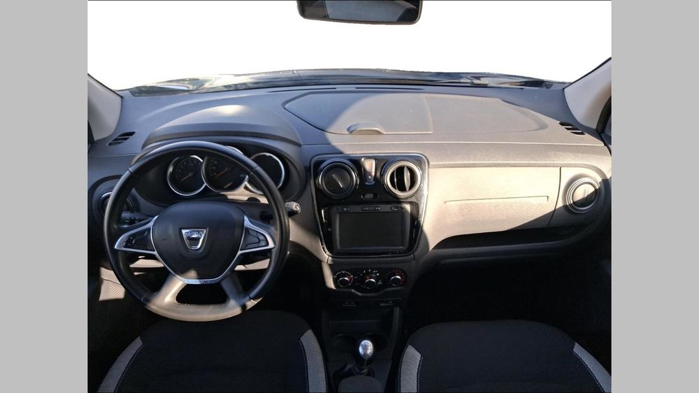 Lodgy Blue dCi 115 5 places Stepway 2019 occasion 91700 Sainte-Genevi&egrave;ve-des-Bois