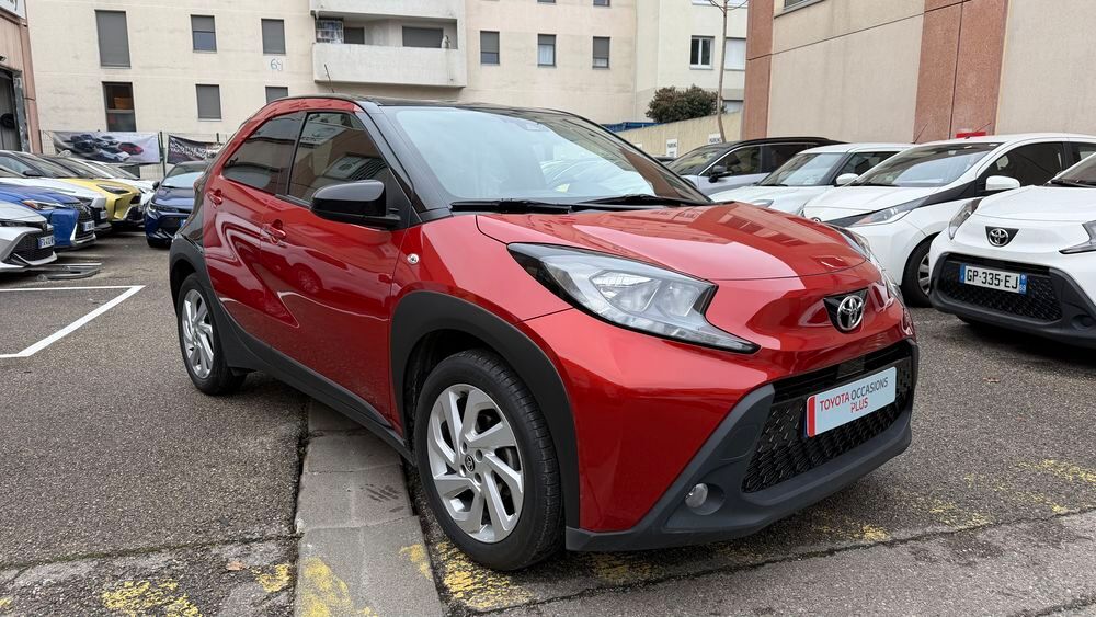 Aygo X 1.0 VVT-i 72 S-CVT Design 2022 occasion 69100 Villeurbanne