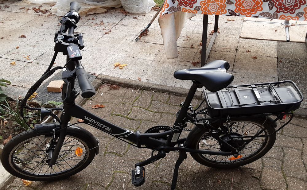 V&eacute;lo &eacute;lectrique femme pliable Vélos