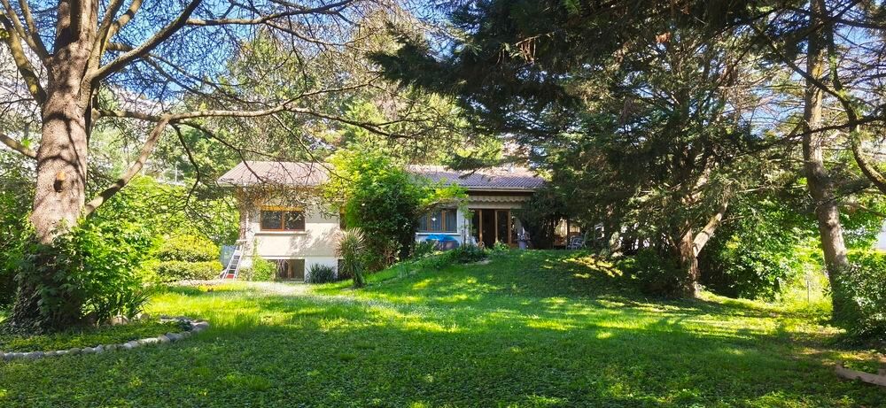 Vente Maison RARE À  Annemasse- Maison de 147 m² avec grand parc paysagé Annemasse