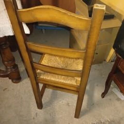 Table bois massif plus 4 chaises 150 Florensac (34)