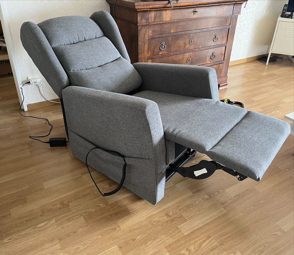 Fauteuil releveur 2 moteurs neuf Meubles