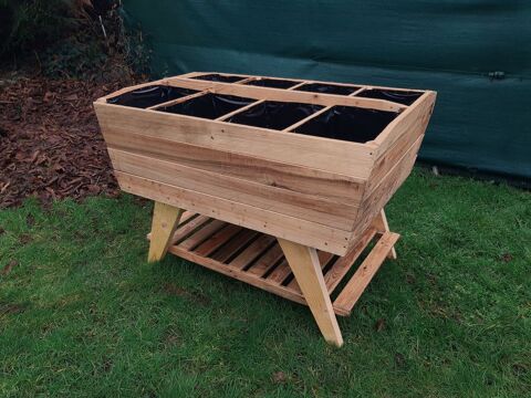 carr� potager bois sur�lev� - gamme scandina 28 Bain-de-Bretagne (35)