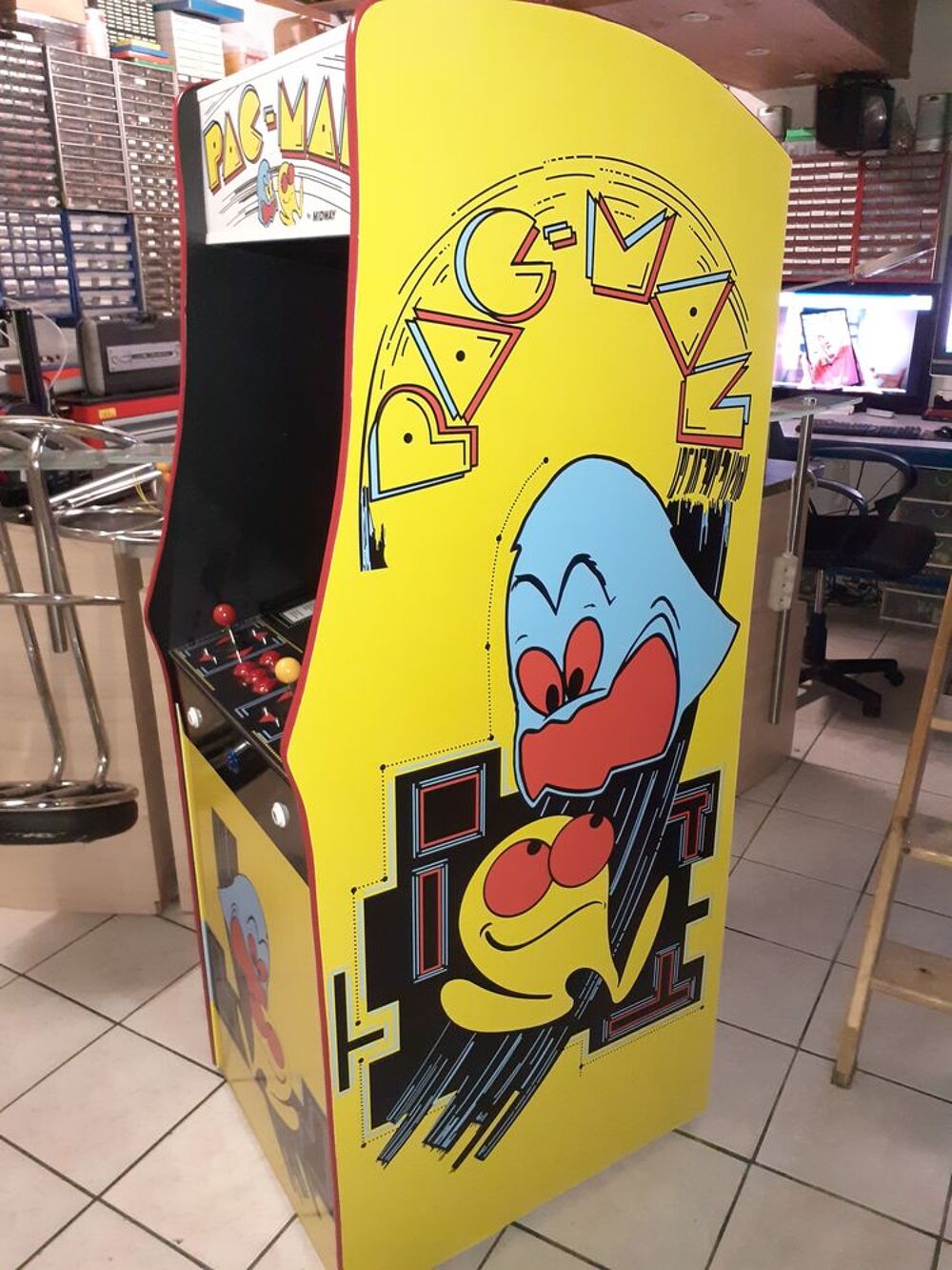 borne arcade de caf&eacute; type pacman Consoles et jeux vidéos
