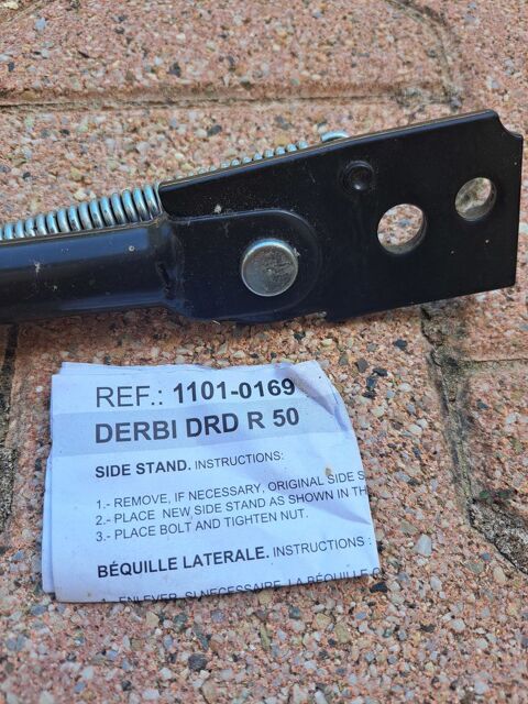 Bquille latrale pour Derbi 50 SRD 10 Orlinas (69)