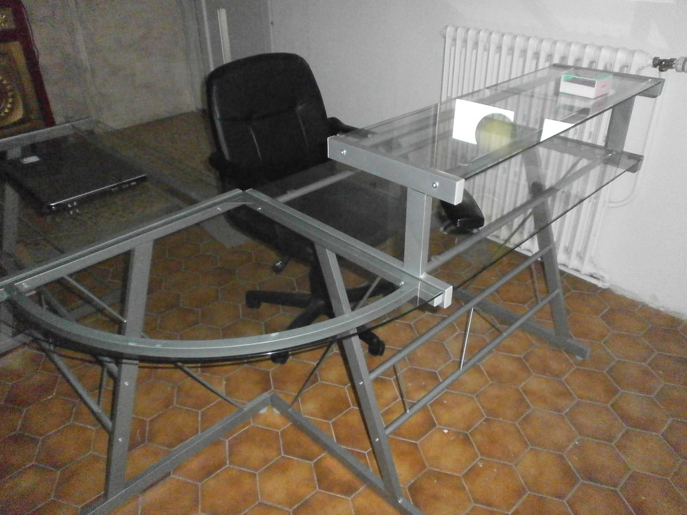 bureau verre et m&eacute;tal type informatique Meubles