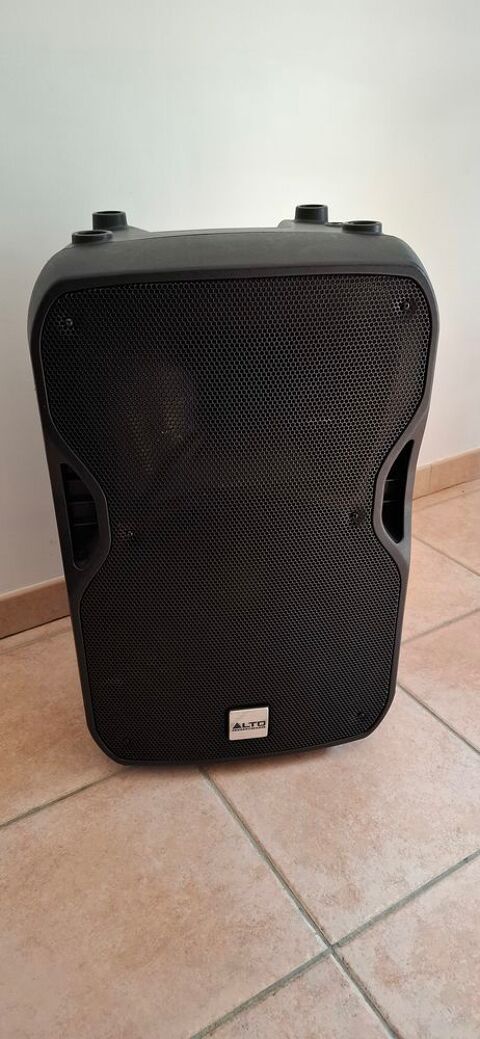 2 enceintes amplifi�es ALTO TS 115A et ALTO TS 112A 360 Saintes (17)