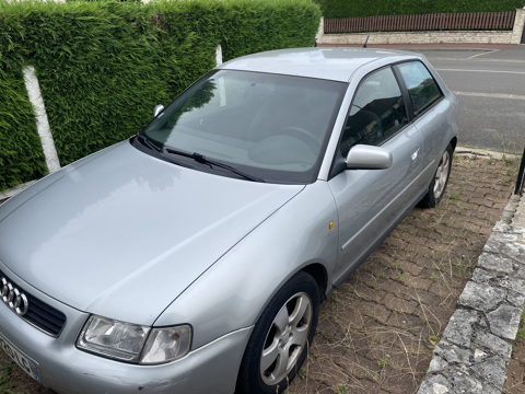 Audi a3 1.8i Ambiente