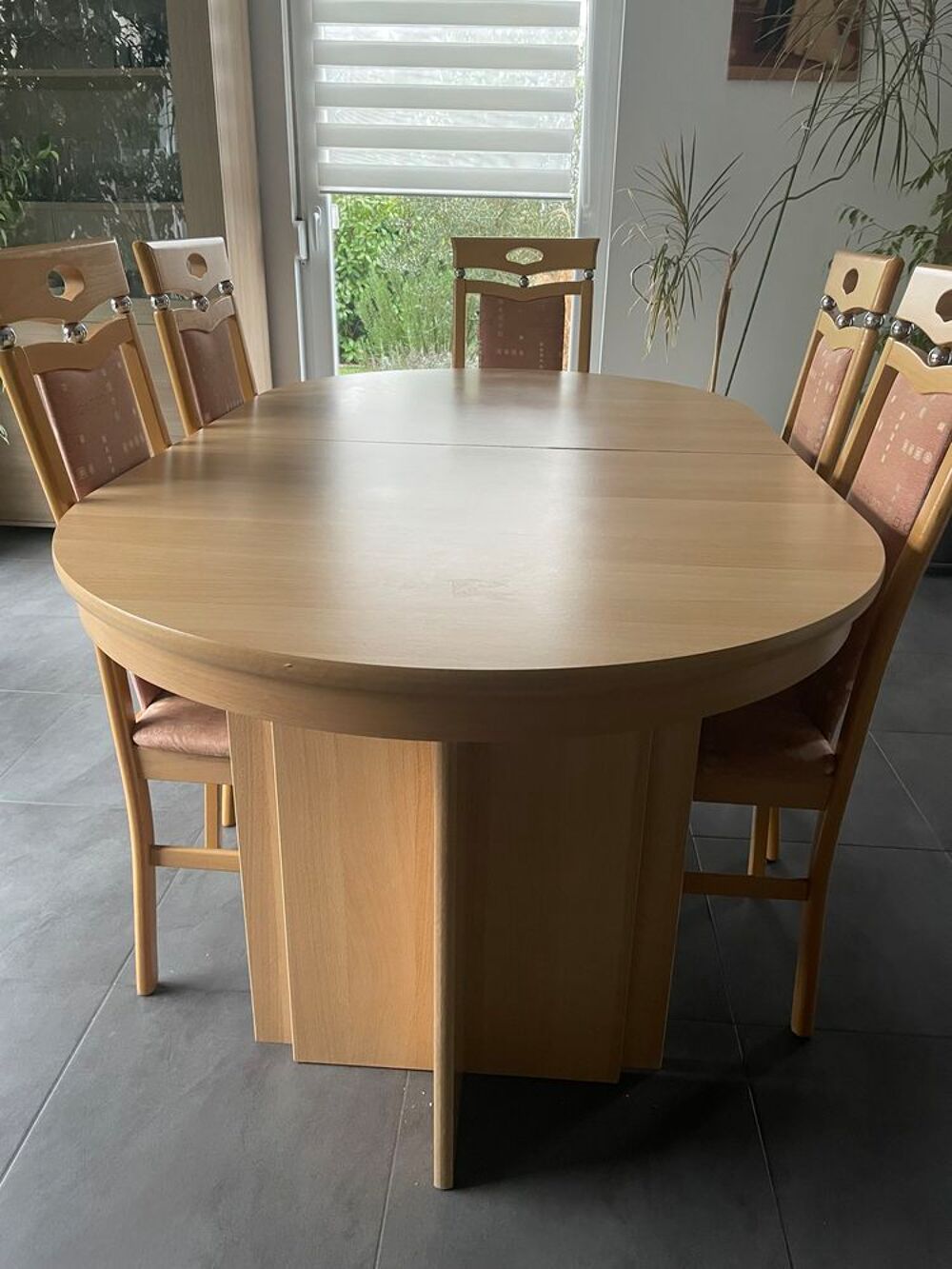 Salle &agrave; manger Meubles