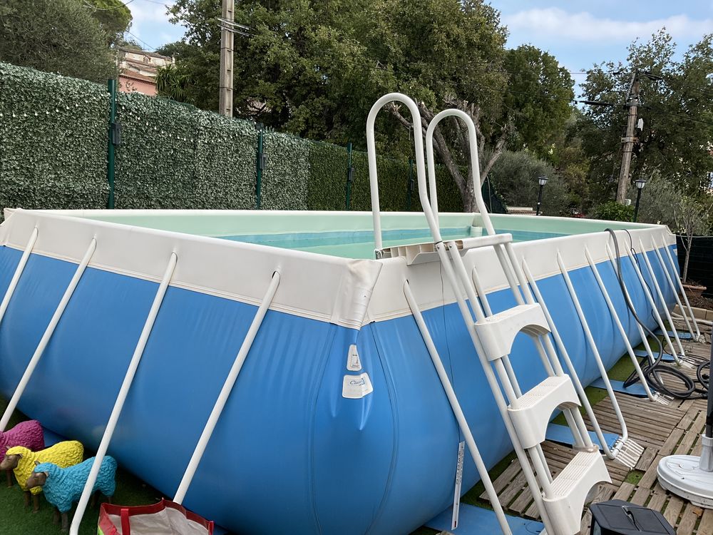 Piscine hor-sol Jardin