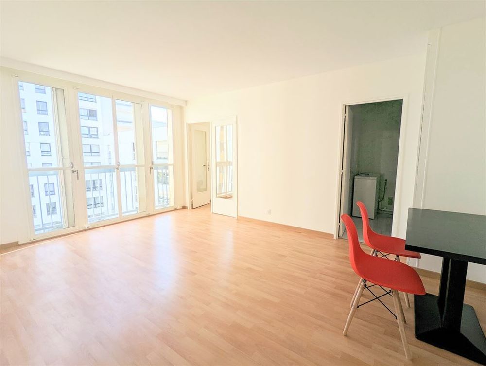 Location Appartement Bas Belleville 2p meublé Paris 19