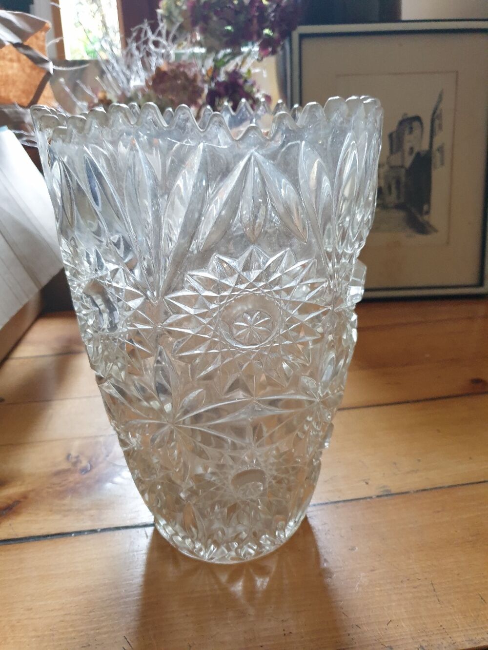 Haut vase rond et &eacute;lanc&eacute; en cristal, vintage Dcoration