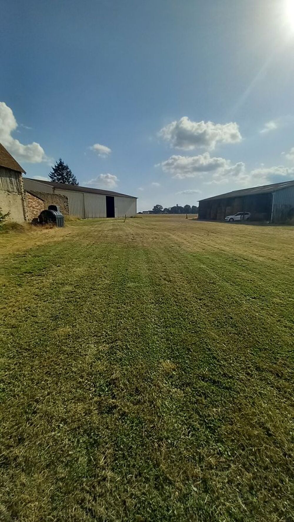Vente Terrain Terrain avec 2 hangars Saint-Éliph