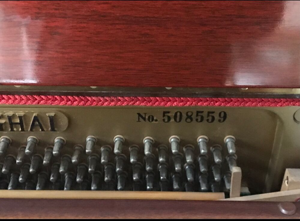 PIANO DROIT DE MARQUE &quot; HSINGHAI &quot; Instruments de musique