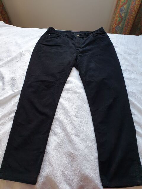 Pantalon velours ctel noir trussardi 105 skinny 8 Plaisir (78)